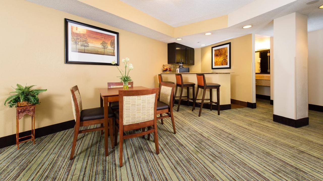 Doubletree By Hilton Wilmington, Nc Hotel Exterior foto